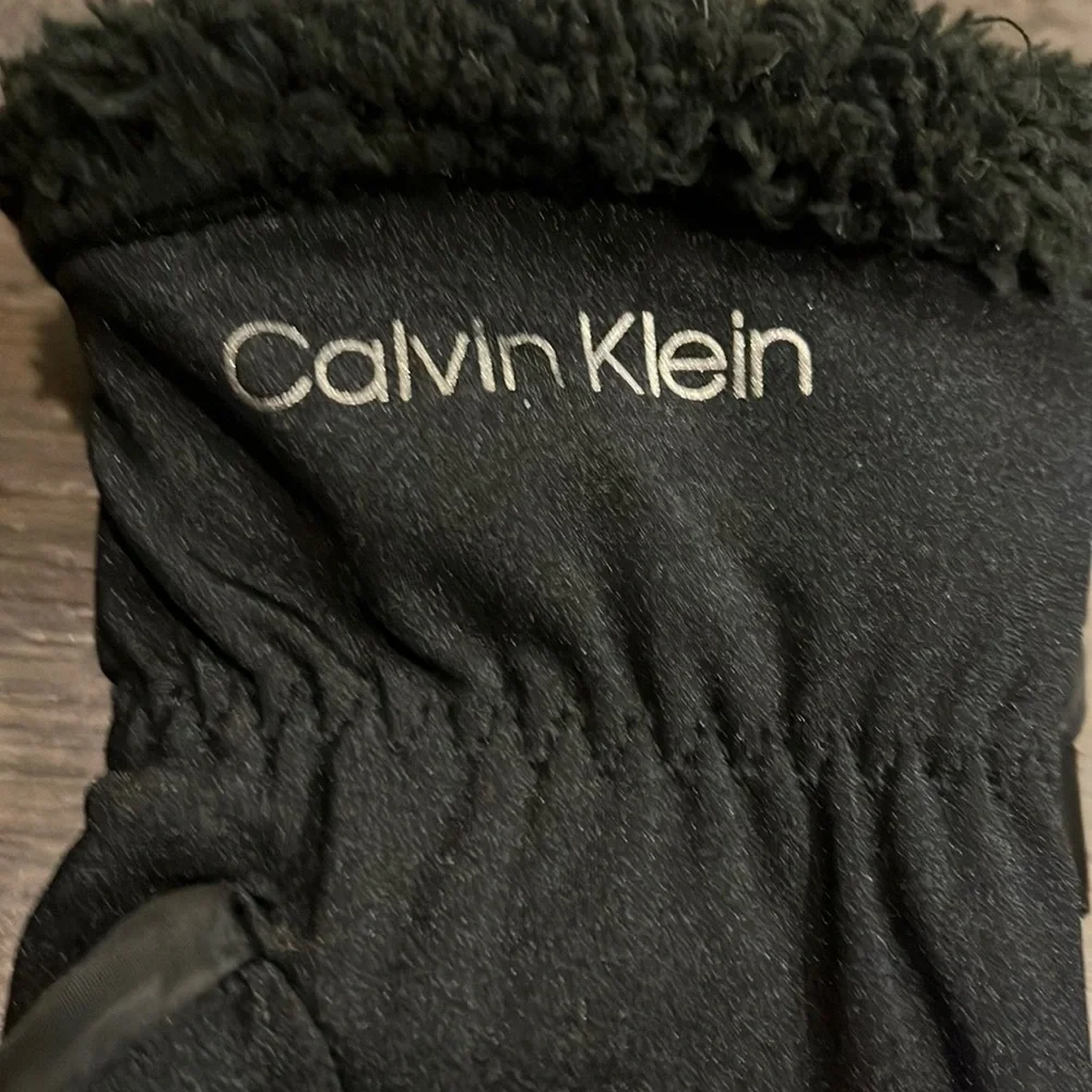 CALVIN KLEIN Black stitched Fleece Lined new Women's Mittens Mitts L/XL glovess